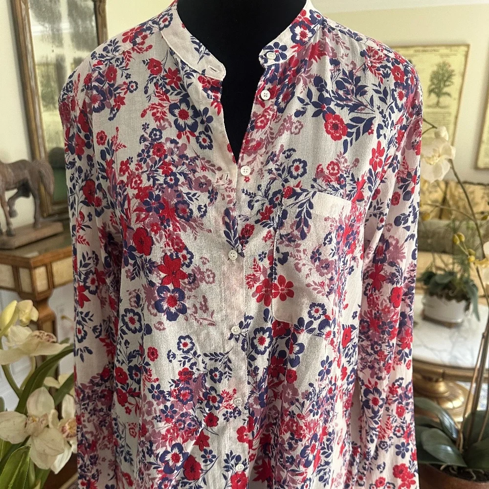 XiRENA Floral Blouse - XS - Picture 1 of 9